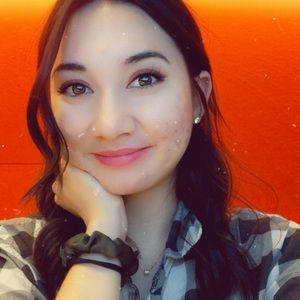 Meet your Posher, Isabella